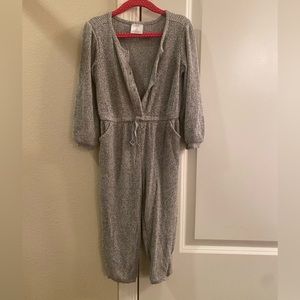 Gap brand Toddler girl grey romper. 3